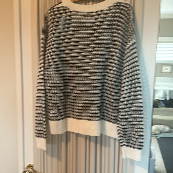 New with tags size large tall, knitted pullover sweater - Picture 8 of 9